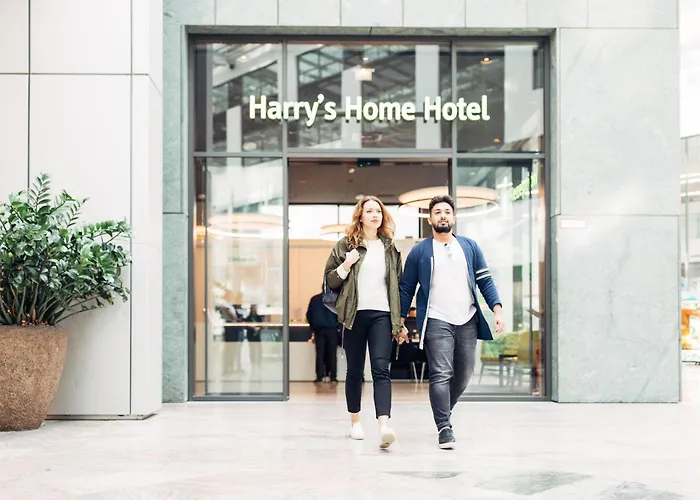Harry's &